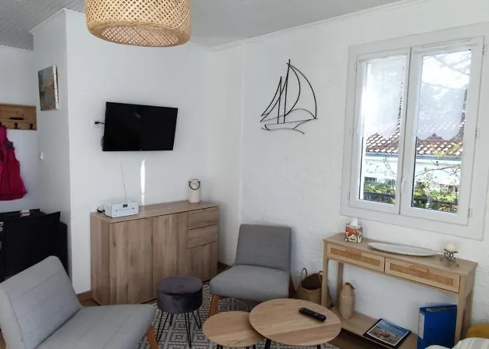 Spacious Quiet Nest With Garden Near The Sea Apartment La Tranche-sur-Mer